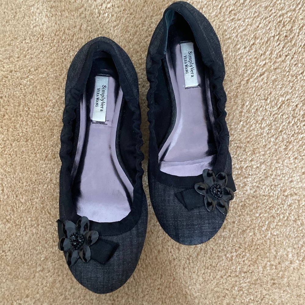 Simply Vera Flats